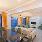 Simge 3+1 ölüdeniz Villa
