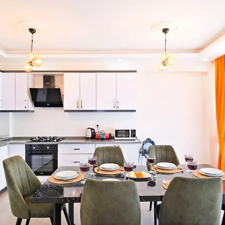 Vila Simge 3+1 Oeluedeniz *