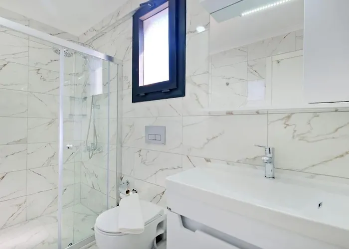 Simge 3+1 Oeluedeniz Fethiye