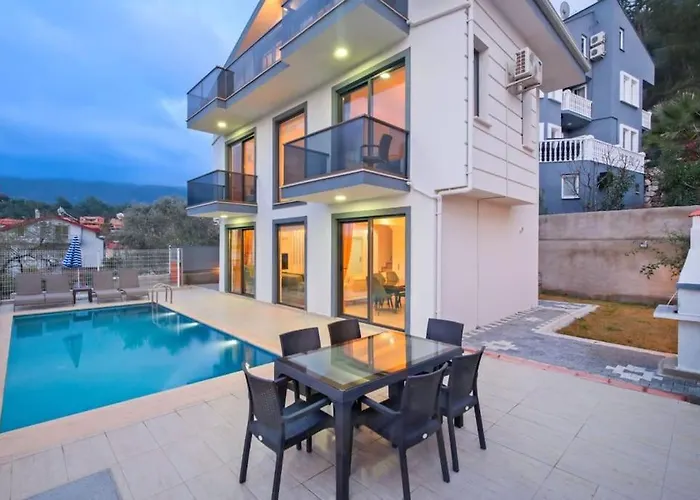 Villa Simge 3+1 Oeluedeniz