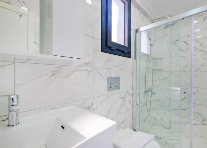 Villa Simge 3+1 Oeluedeniz Fethiye